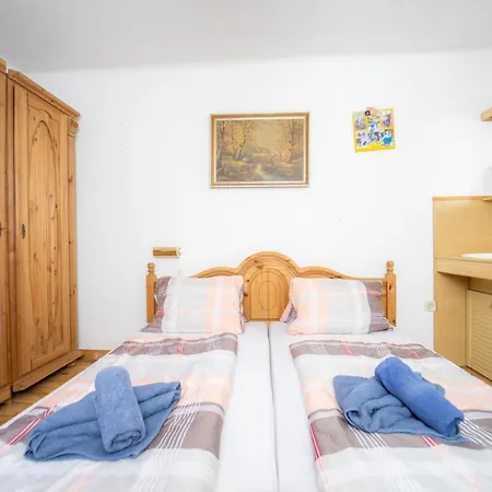 Obere Alpenhuette In Neben Der Salzach Chalet